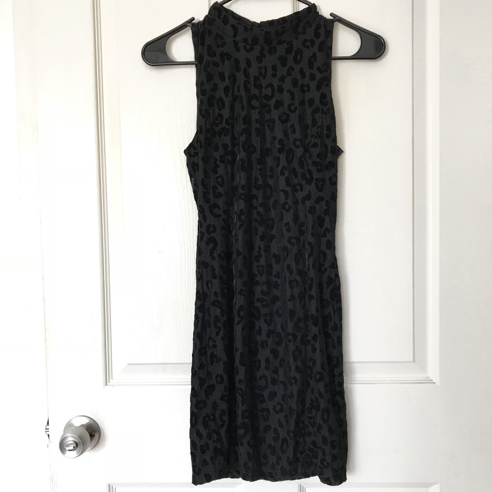 ASTR black leopard dress